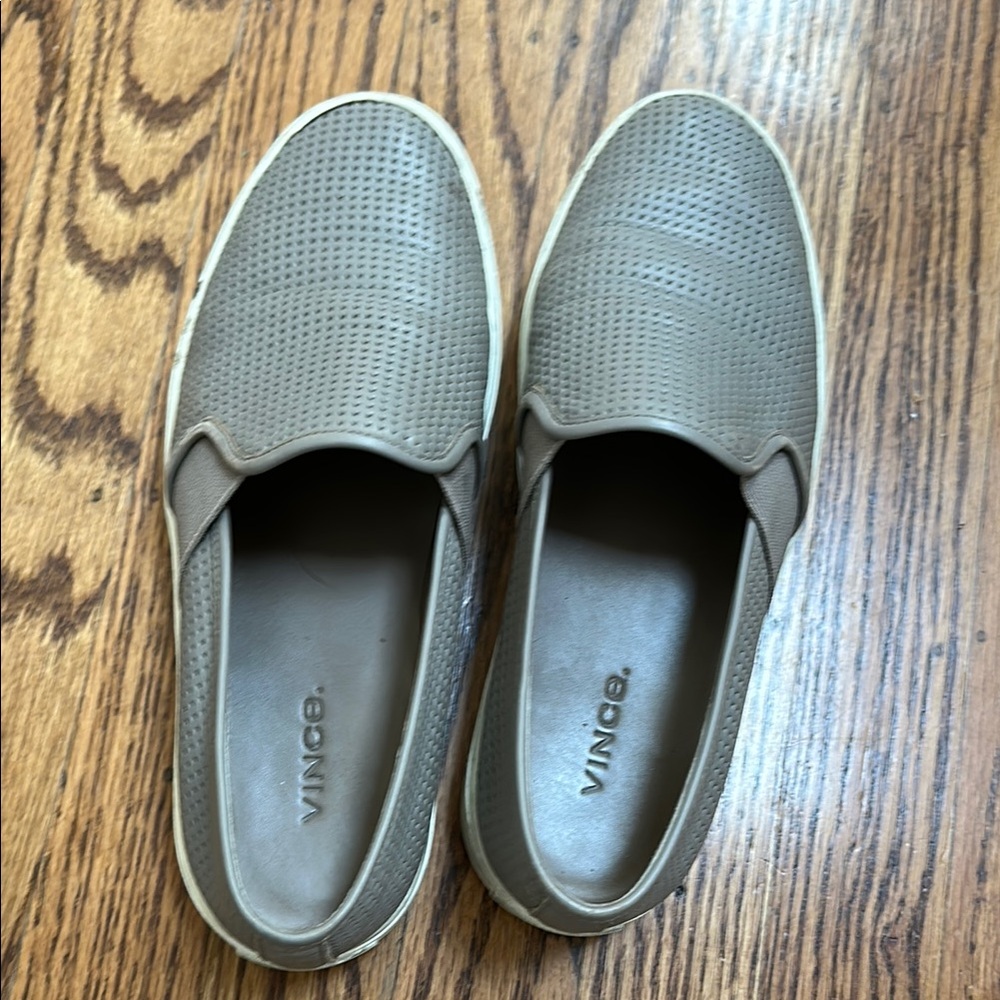 Vince Blair Comfortable Slip-Ons Sz 6